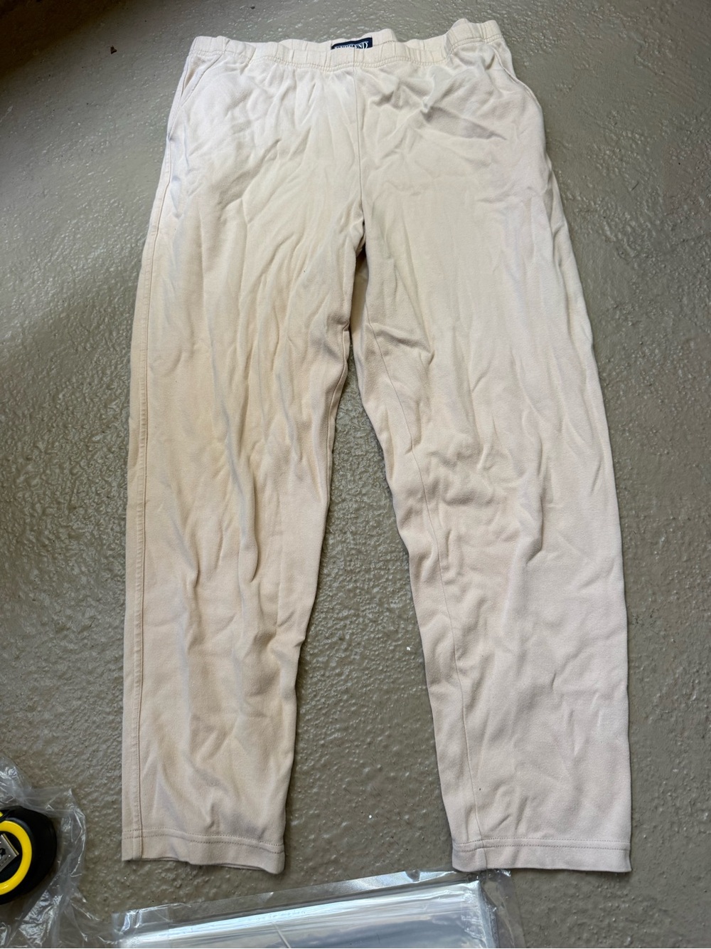 Lands' End Women's Light Cream Capri Pants